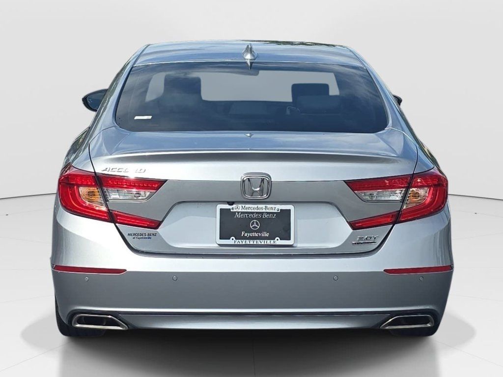 Used 2020 Honda Accord Touring image 6