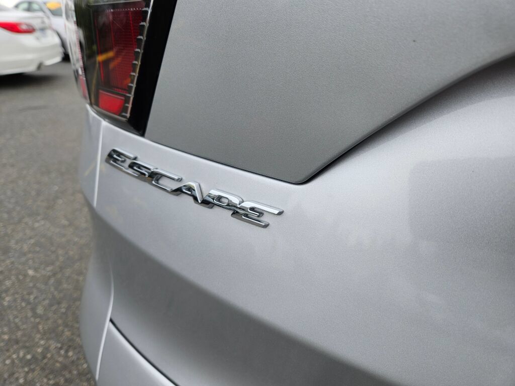 Used 2017 Ford Escape S FWD image 10
