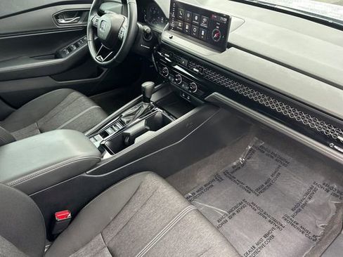 Used 2024 Honda Accord Sport image 17