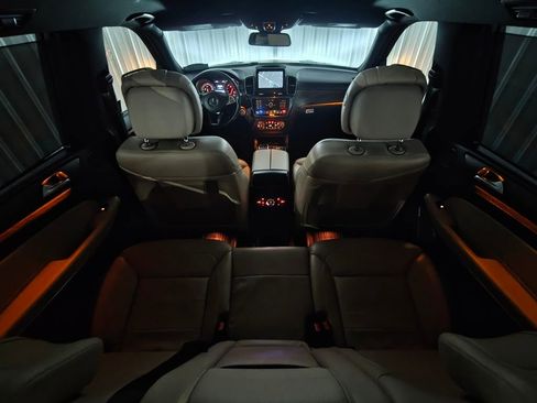 Used 2018 Mercedes-Benz GLS 550 4MATIC image 38