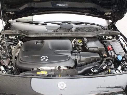 Used 2018 Mercedes-Benz GLA 250 4MATIC image 10