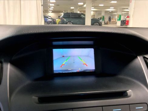 Used 2017 Ford Focus SE image 26