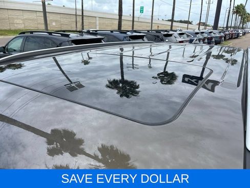 Used 2025 Kia Telluride S FWD image 25