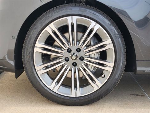 New 2025 Land Rover Range Rover Sport Dynamic SE image 7