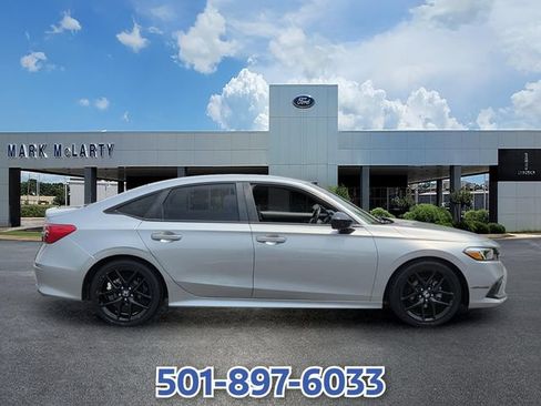 Used 2023 Honda Civic Sport image 6
