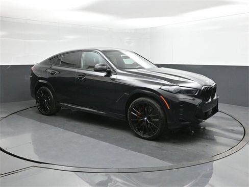 New 2026 BMW X6 xDrive40i image 17