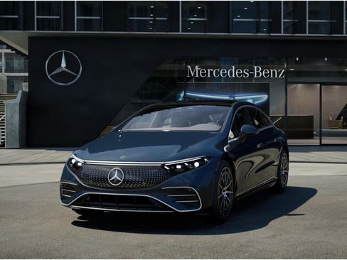 New 2022 Mercedes-Benz EQS 580 4MATIC Sedan image 40