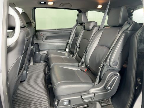 Used 2024 Honda Odyssey Touring image 14