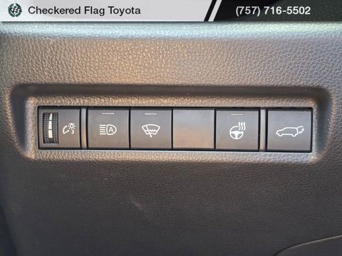 Used 2022 Toyota RAV4 XSE w/ Weather Package image 11