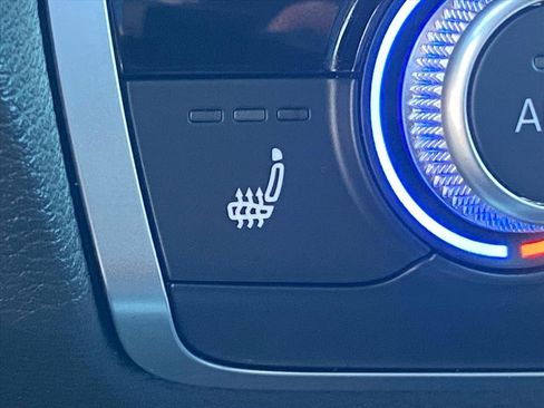 Used 2022 Audi Q3 2.0T Premium Plus image 15