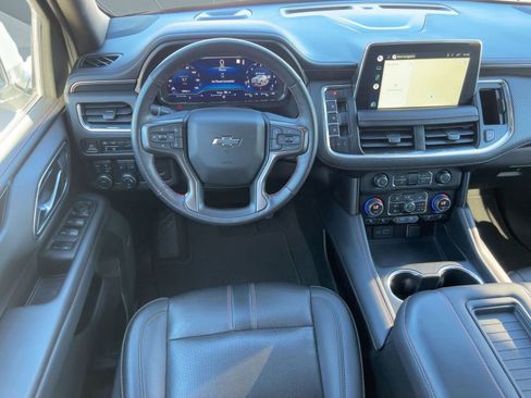 Used 2022 Chevrolet Suburban RST w/ Sport Performance Package image 27