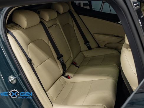 Used 2023 Kia Stinger GT-Line w/ Sun & Sound Package image 33