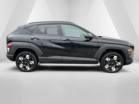 Used 2024 Hyundai Kona SEL w/ Convenience Package image 8