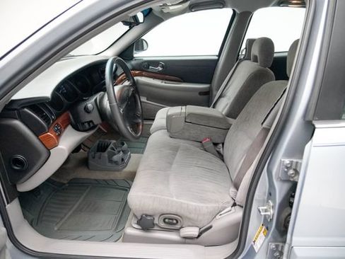 Used 2005 Buick Le Sabre Custom w/ Wheel And Sound Package FWD image 23