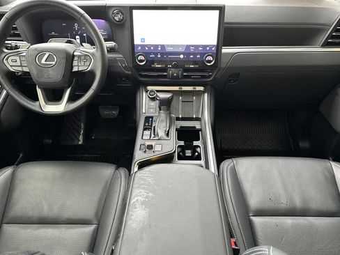 Used 2025 Lexus GX 550 w/ Cold Area Package AWD/4WD image 12
