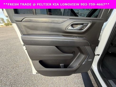 Used 2021 GMC Yukon XL SLT w/ SLT Luxury Plus Package image 13