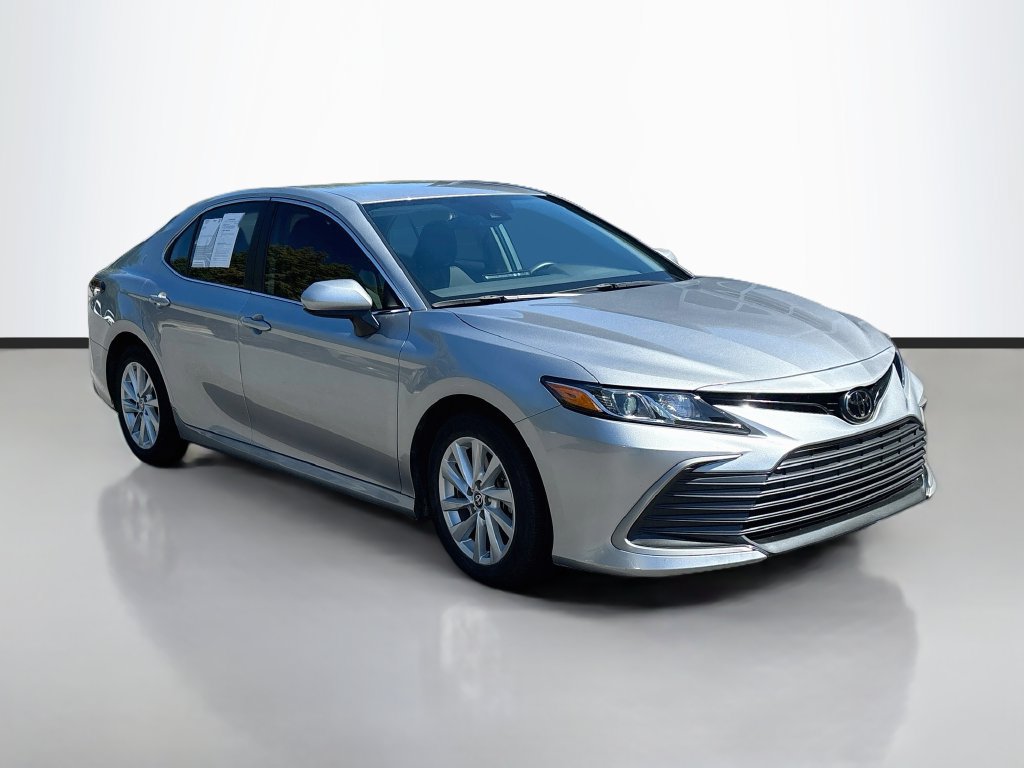 Used 2024 Toyota Camry LE FWD image 1