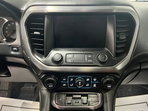Used 2020 GMC Acadia AT4 w/ Driver Alert Package II image 9