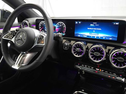 Certified 2026 Mercedes-Benz CLA 250 4MATIC image 11