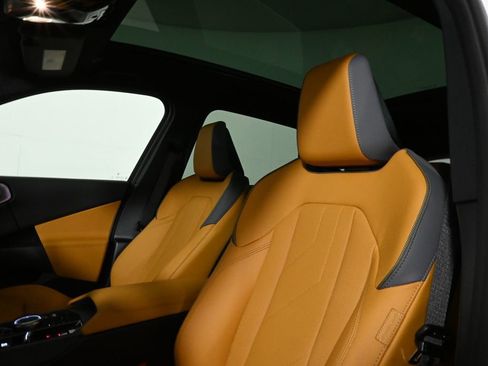 Used 2025 BMW X3 xDrive30i w/ Premium Package image 16