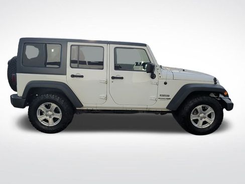Certified 2018 Jeep Wrangler Unlimited Sport S image 7