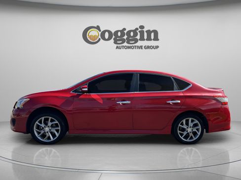 Used 2015 Nissan Sentra SR w/ Navigation Package image 4