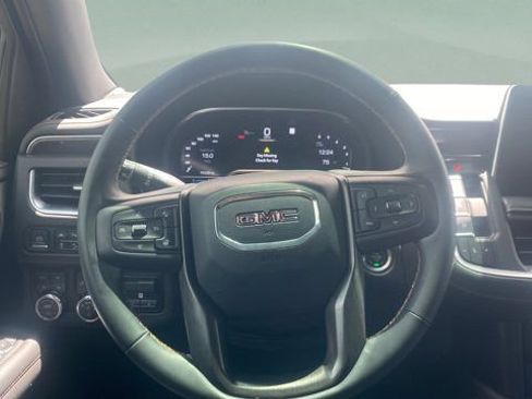 Used 2023 GMC Yukon AT4 w/ AT4 Premium Plus Package AWD/4WD image 15