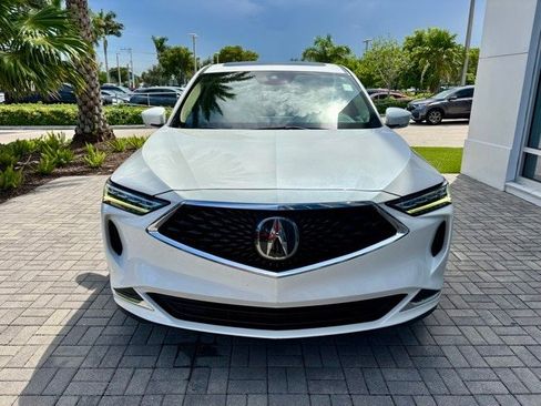 Used 2023 Acura MDX SH-AWD image 2