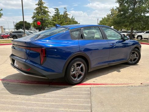 Used 2025 Kia K4 FWD image 6