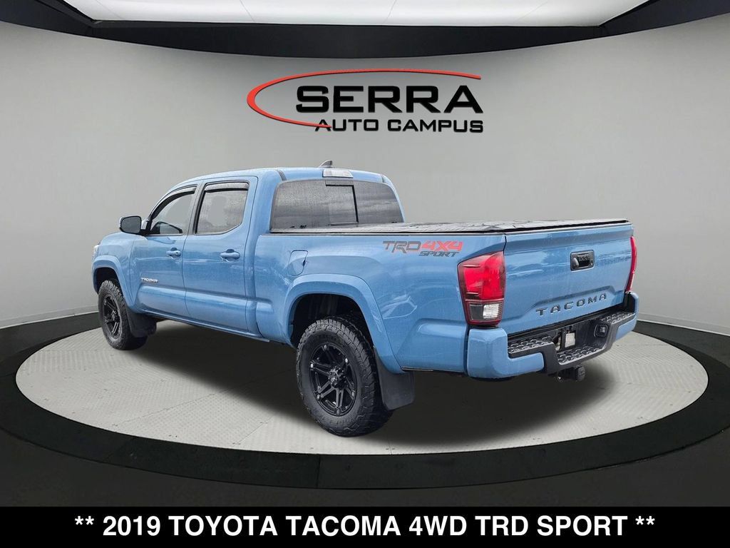 Used 2019 Toyota Tacoma TRD Sport AWD/4WD image 11
