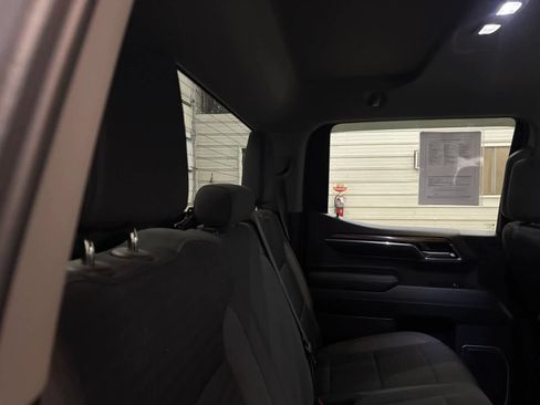 Used 2022 Chevrolet Silverado 1500 RST w/ Z71 Off-Road Package AWD/4WD image 32