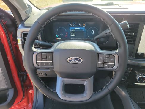 New 2026 Ford F250 Lariat w/ Black Appearance Package image 25