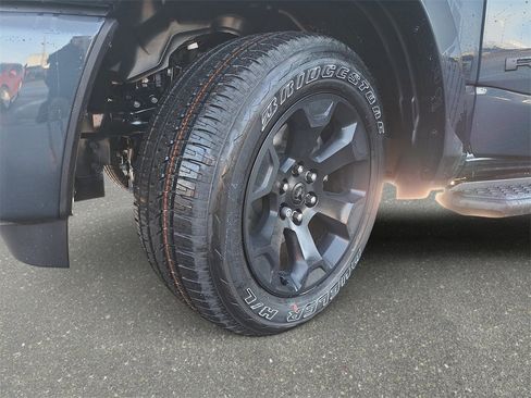 New 2026 RAM 1500 4x4 Crew Cab image 29