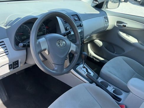 Used 2010 Toyota Corolla LE image 27