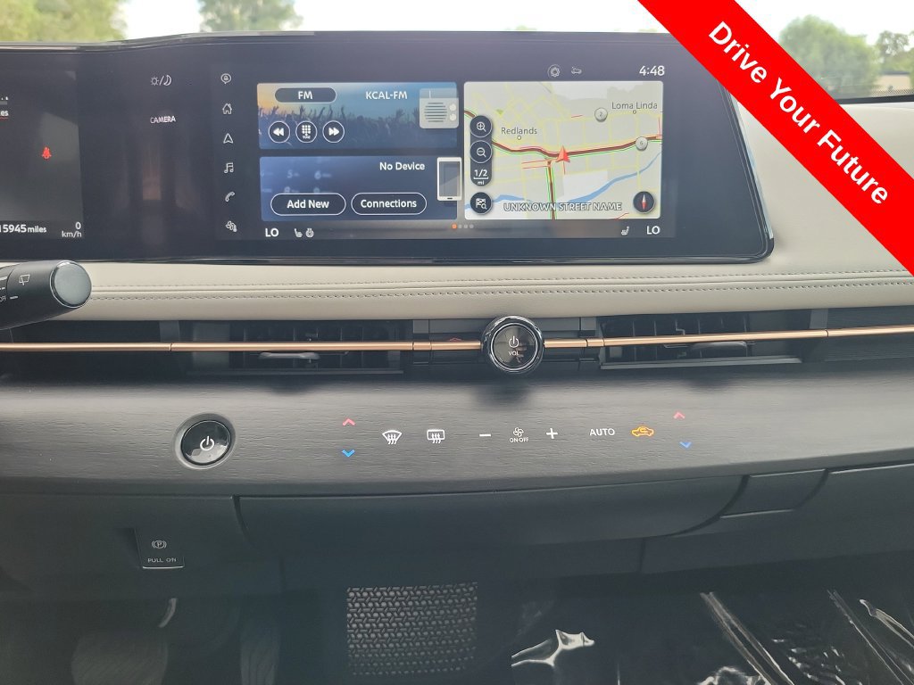 Used 2024 Nissan Ariya FWD image 14