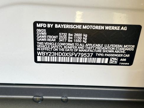 Used 2025 BMW i4 eDrive40 w/ Premium Package image 17