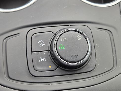 Used 2020 GMC Terrain SLE AWD/4WD image 23