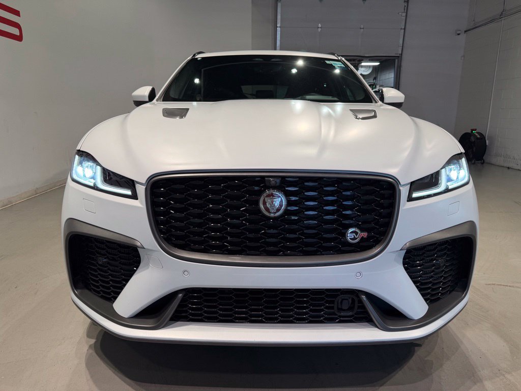 Used 2021 Jaguar F-PACE SVR AWD/4WD image 4
