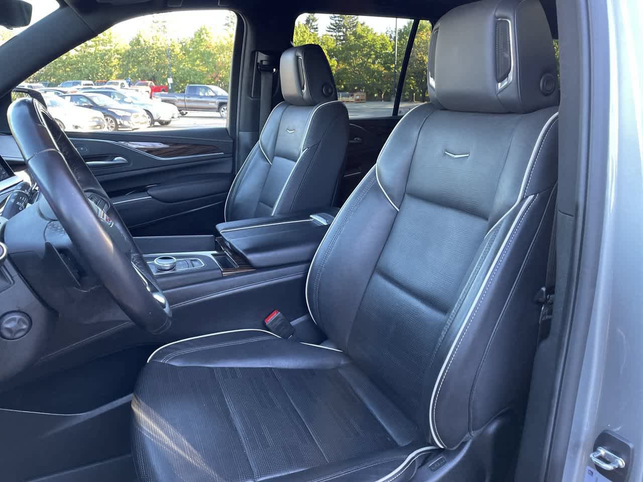 Certified 2024 Cadillac Escalade Premium Luxury w/ LPO, Floor Liner Package AWD/4WD image 12