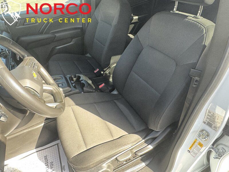 Used 2023 Chevrolet Colorado W/T RWD image 18