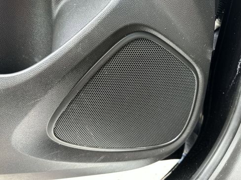 Used 2021 Buick Encore GX Preferred image 30