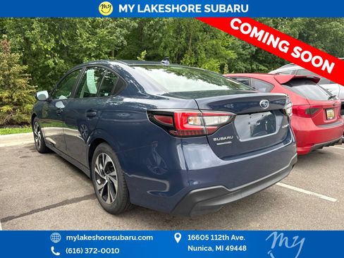 Used 2025 Subaru Legacy Premium AWD/4WD image 4
