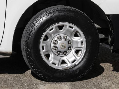 Used 2018 Nissan NV 2500 SV w/ Navigation Package image 47