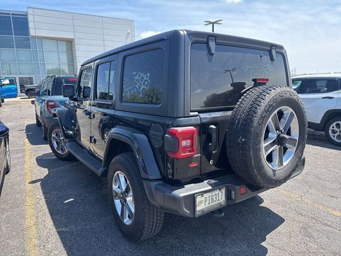 Used 2020 Jeep Wrangler Unlimited Sahara w/ Uconnect 4C Nav & Sound Group AWD/4WD image 10