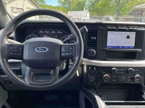Used 2023 Ford F350 XLT w/ 360-Degree Camera Package AWD/4WD image 2