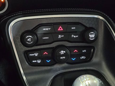 Used 2016 Dodge Challenger SRT w/ Technology Group image 14