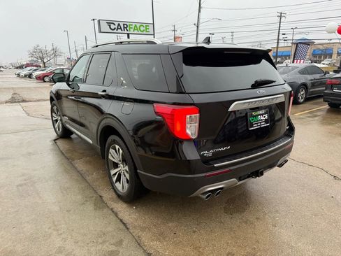 Used 2020 Ford Explorer Platinum w/ Premium Technology Package image 8