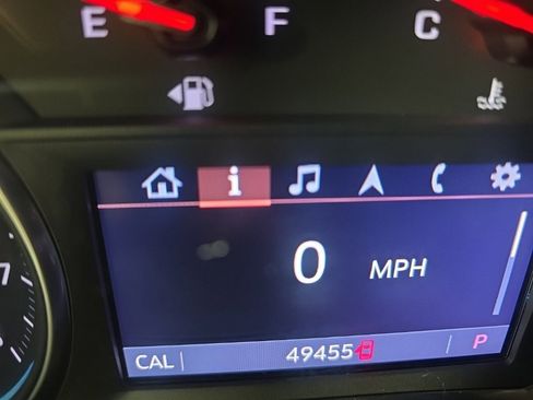 Used 2021 Chevrolet Equinox Premier image 17