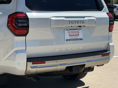 Used 2026 Toyota 4Runner Limited AWD/4WD image 6