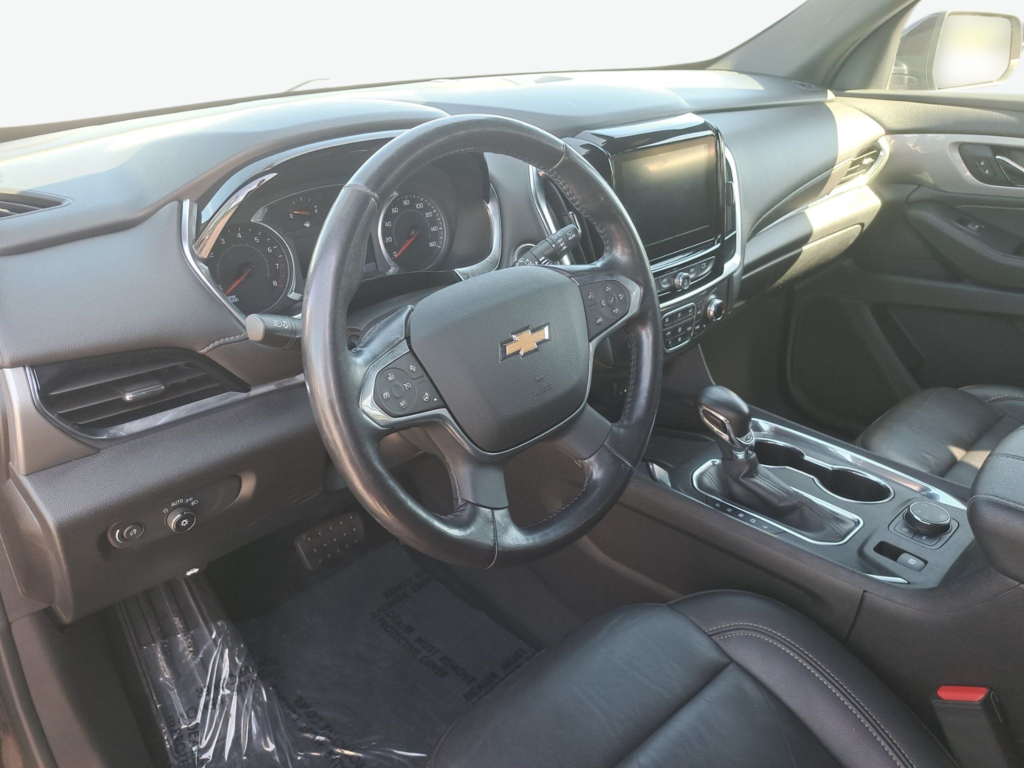 Used 2022 Chevrolet Traverse LT AWD/4WD image 17